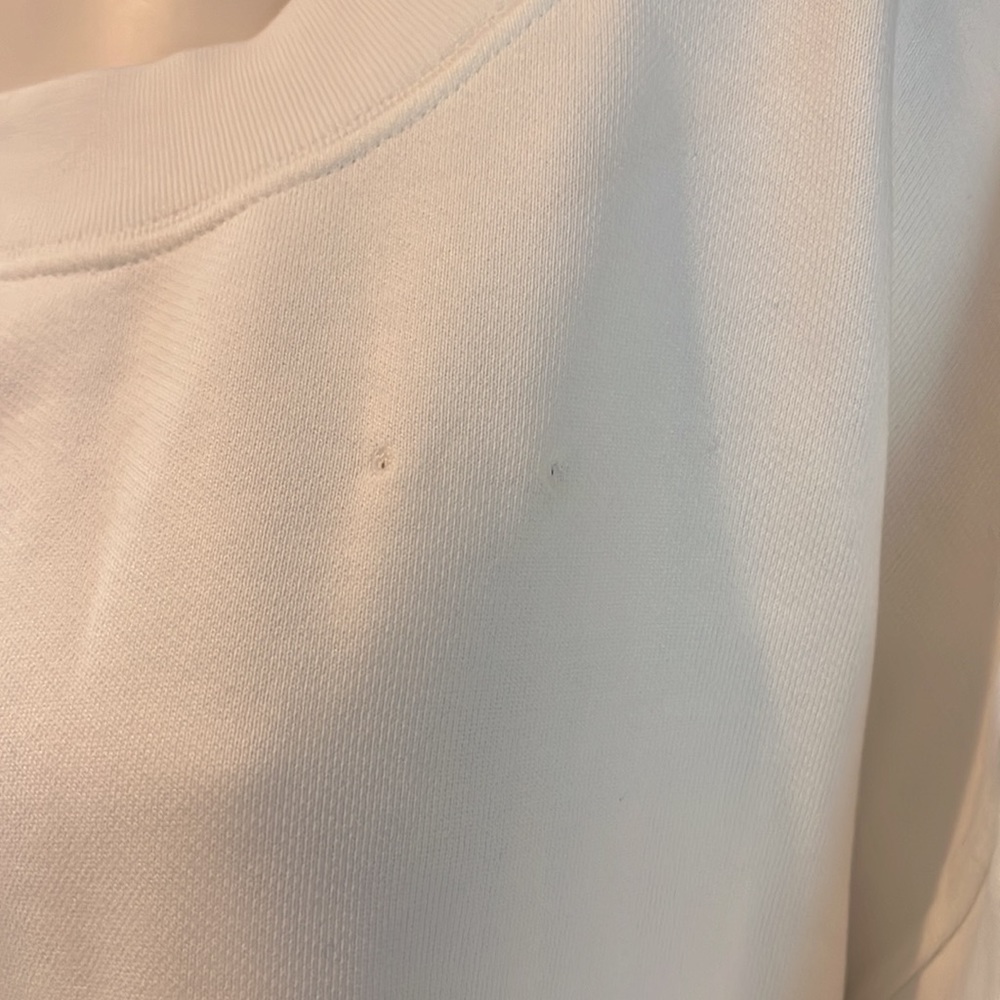 Burberry Cream Boxy Crewneck Sweatshirt - Picture 11 of 11